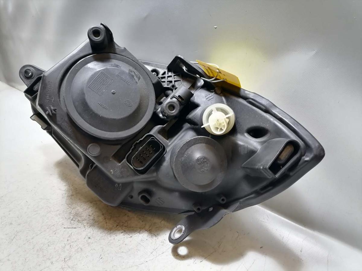 Skoda Fabia 2 original Scheinwerfer vorn rechts Halogen H4 Bj.2008